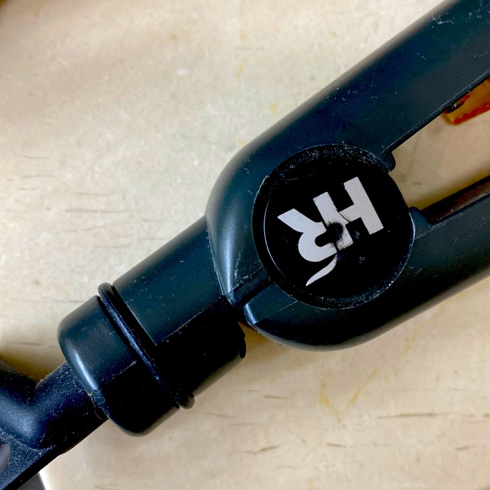 Heat Styling Iron Narrow great for straightening or curls